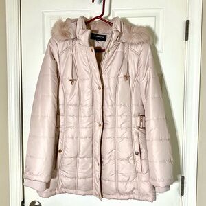 Liz Claiborne Women's Pink Puffer Jacket